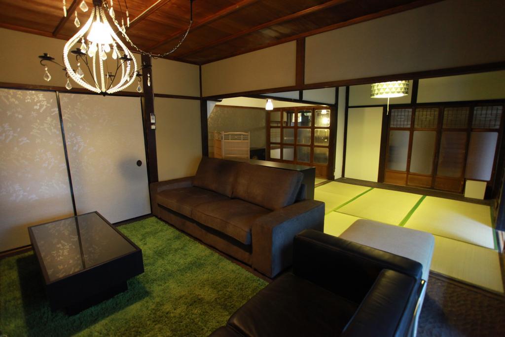 Kyo Machiya No Yado Bettei Butsuguyacho Villa Kyoto Room photo