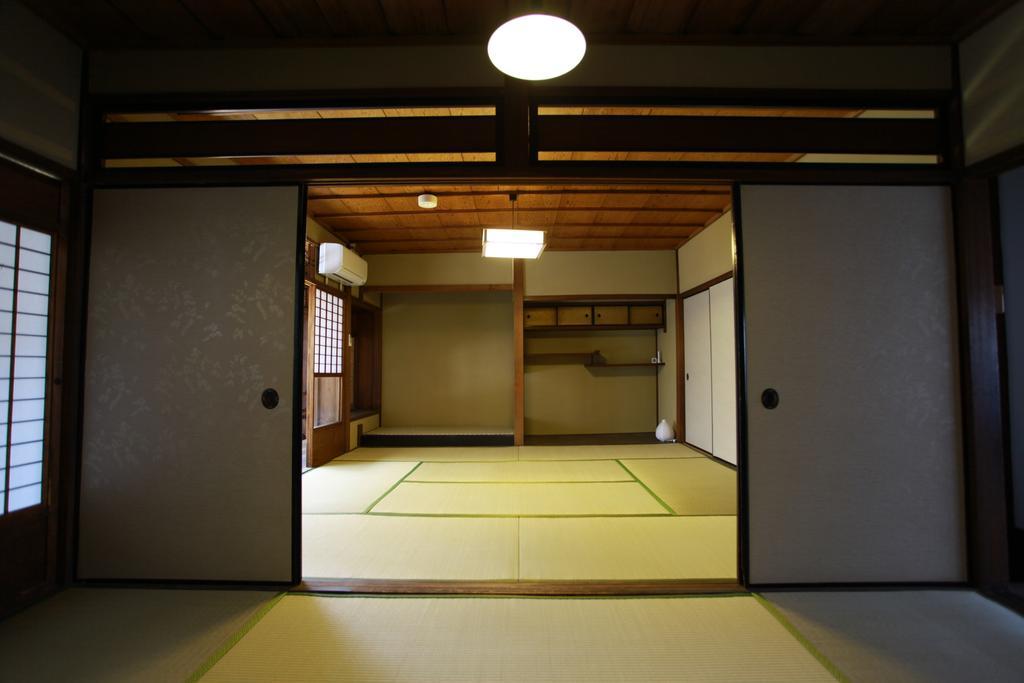 Kyo Machiya No Yado Bettei Butsuguyacho Villa Kyoto Room photo