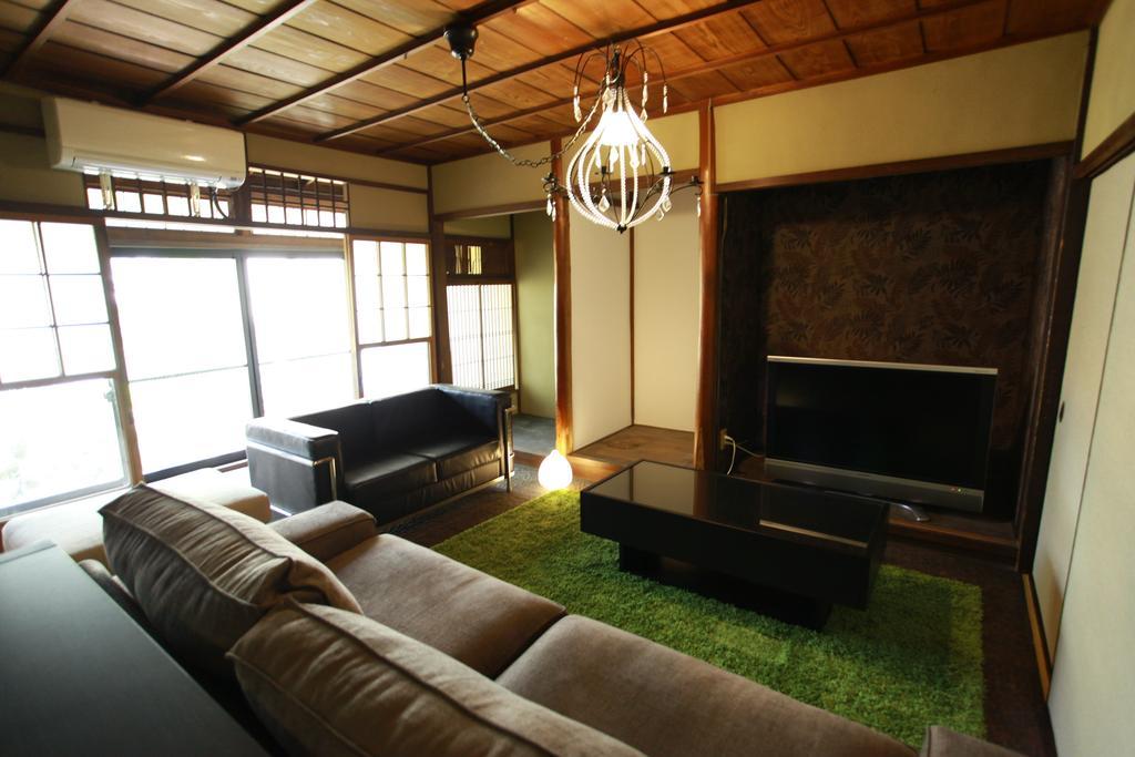 Kyo Machiya No Yado Bettei Butsuguyacho Villa Kyoto Room photo